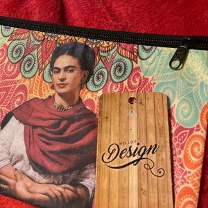 FRIDA 6x9 zipper pouch
